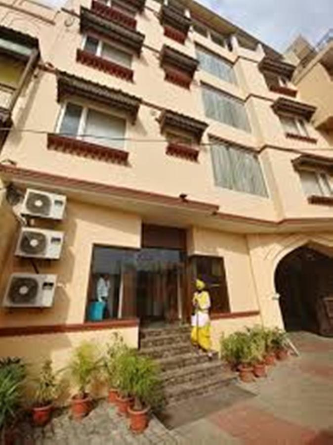 Hotel Temple Inn Amritsar Exterior photo